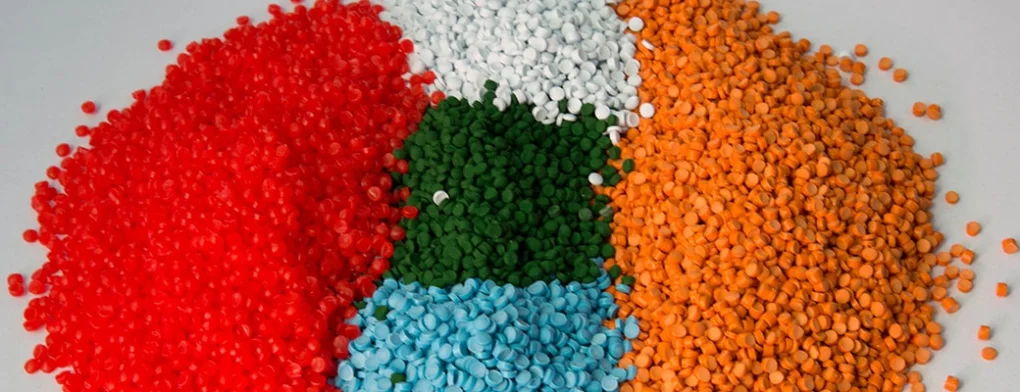 เม็ดพลาสติก PVC Compound หลากสีจาก A.C. Plast